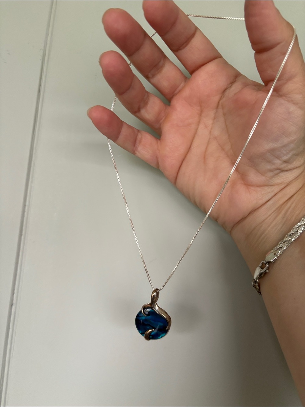 Vintage Sterling Silver Blue abalone Swirl Pendant Necklace 16” sterling chain